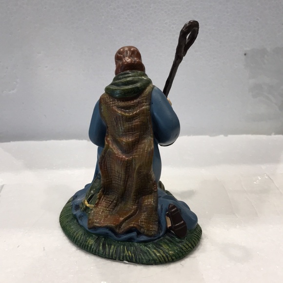 Thomas Kinkade “The Holy Family & Holy Night Crèche” sculpture set - Picture 10 of 15